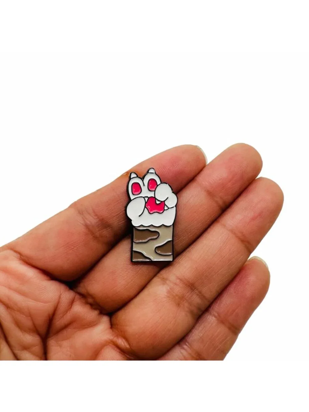 ⭐Plam for Win Enamel Pin Cat Paw Shape Alloy Enamel Pin Brooch In Camo Sleeve